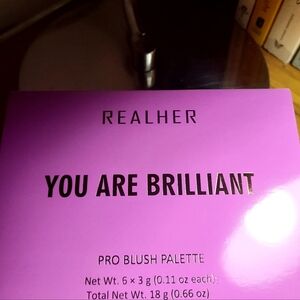 RealHer You Are Brilliant Pro Blush Palette - Vibrant Purple